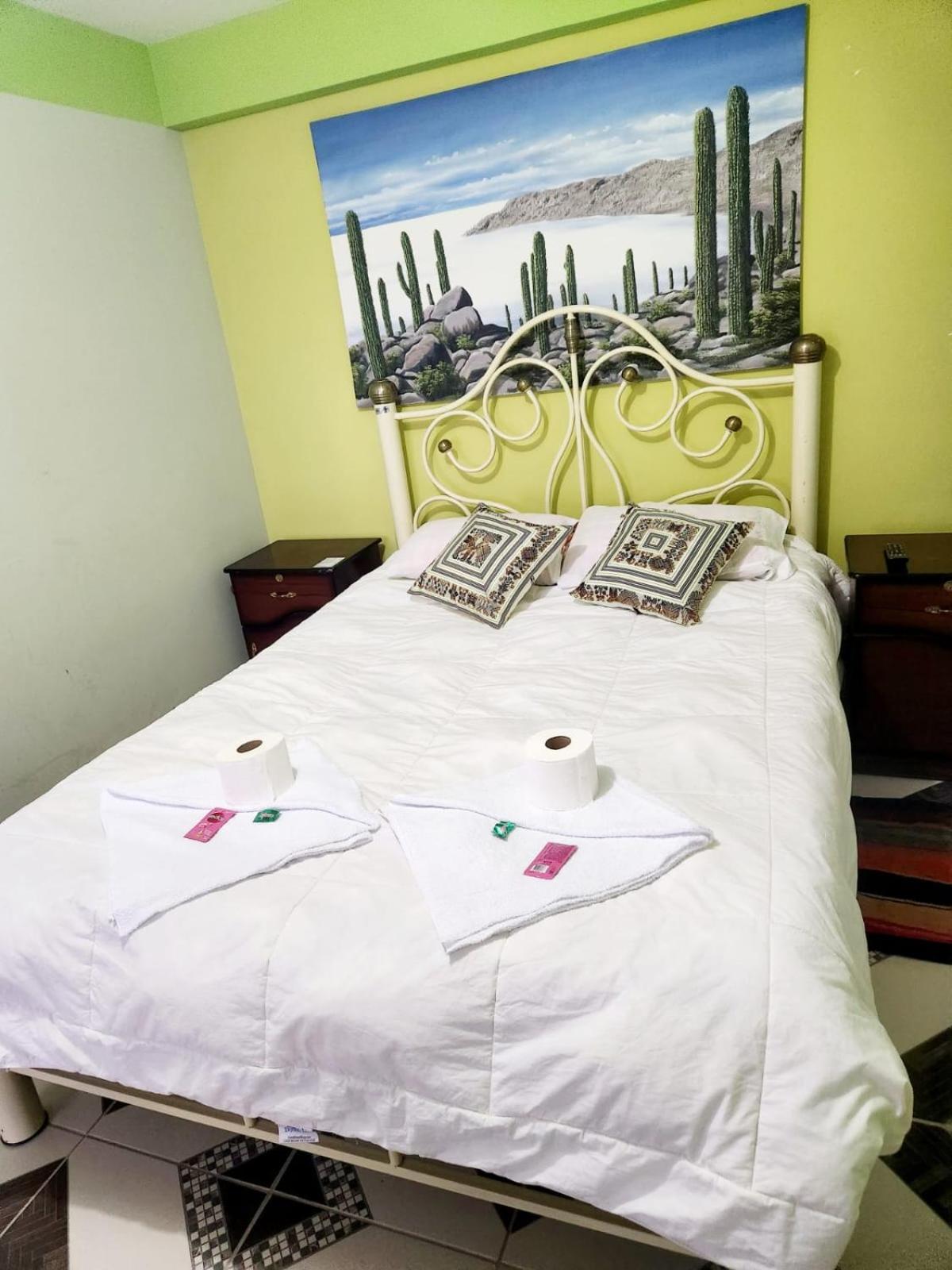 Hotel Aguilar Uyuni Exteriör bild
